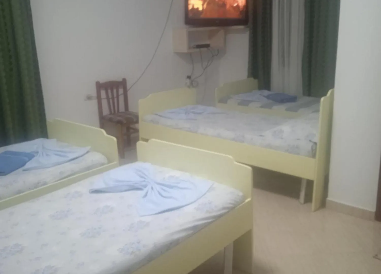 Hotel Moris Kryemëdhej 0*,