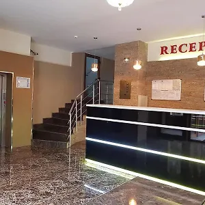 Uranus Отель Бухарест