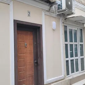 Studenti Studio's Апартаменты Тирана